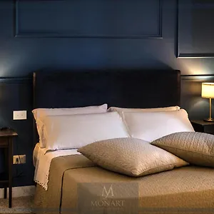 Monart Hospitality Cavour Neapel