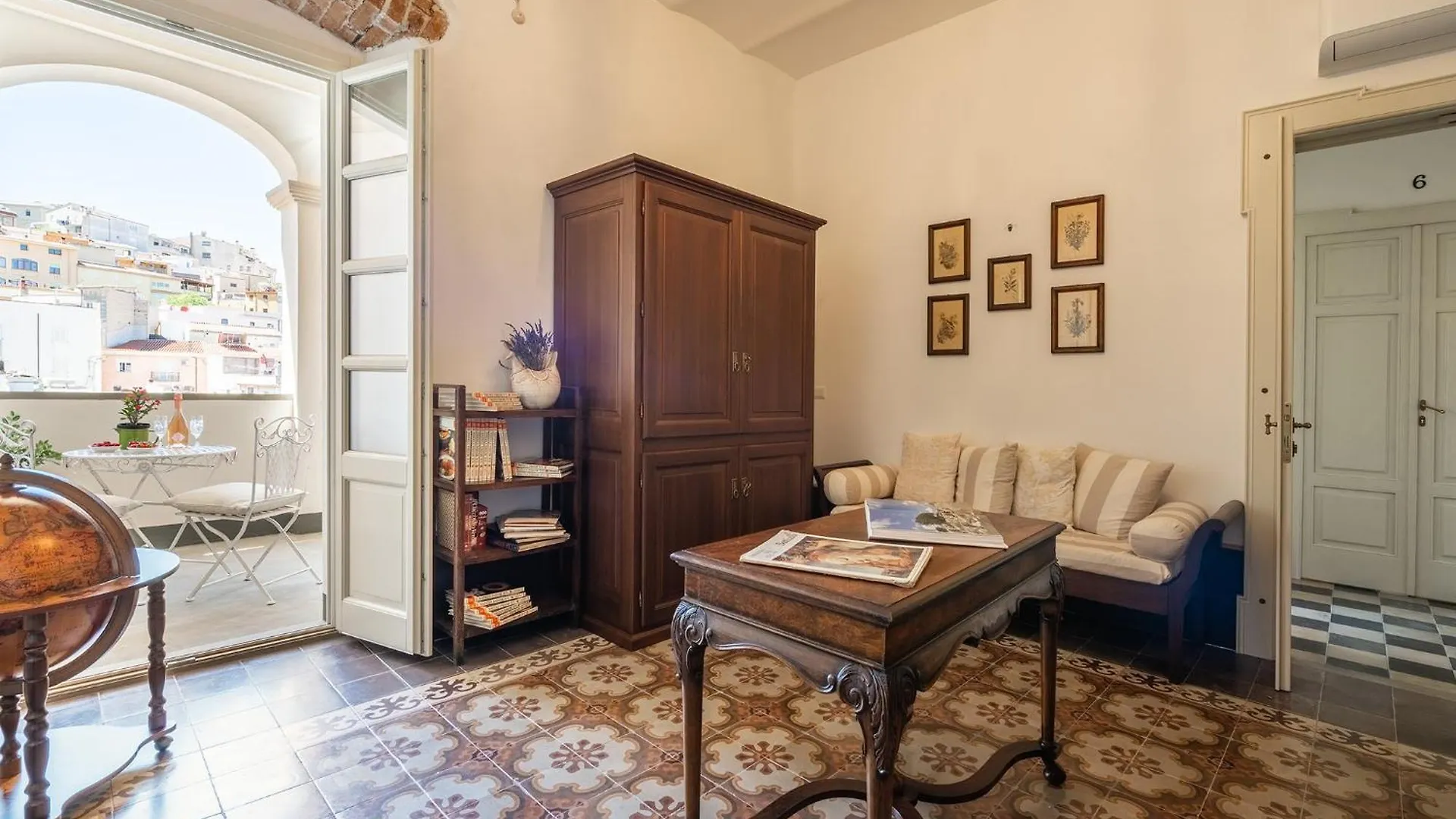 Palazzo Cherchi Dorgali Bed & Breakfast