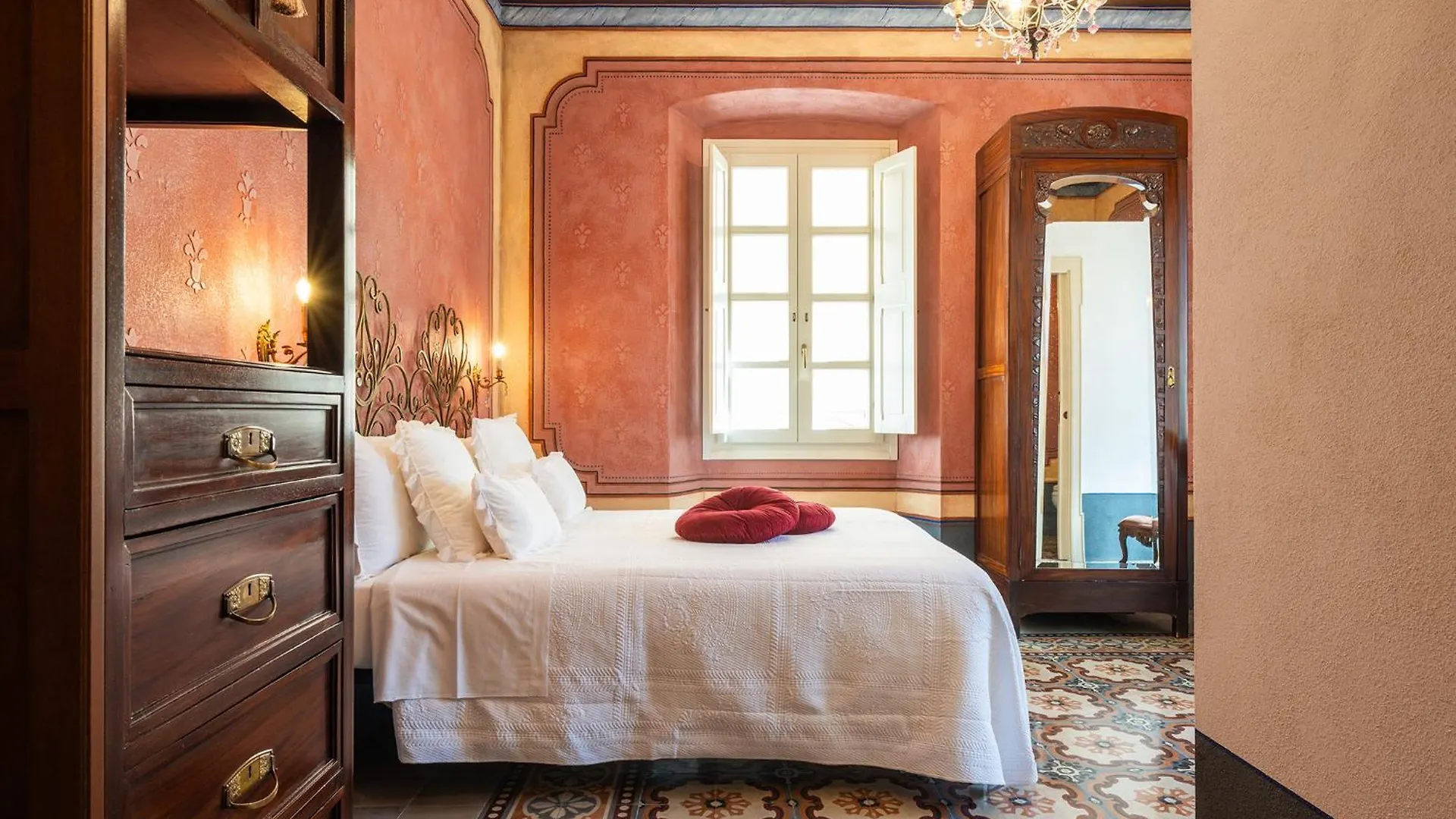 Palazzo Cherchi Dorgali Bed & Breakfast
